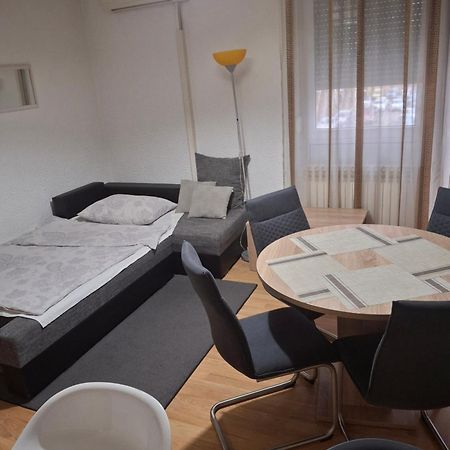 Apartman Centros オシエク エクステリア 写真