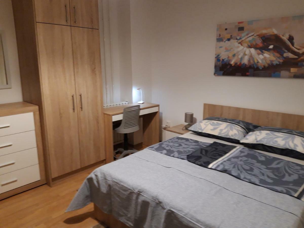 Apartman Centros オシエク エクステリア 写真