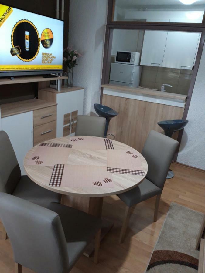 Apartman Centros オシエク エクステリア 写真